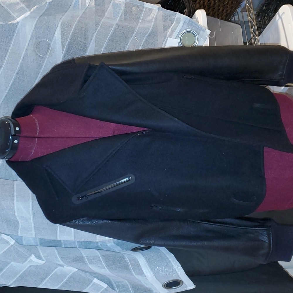 Wool and leather sleeve jacket
